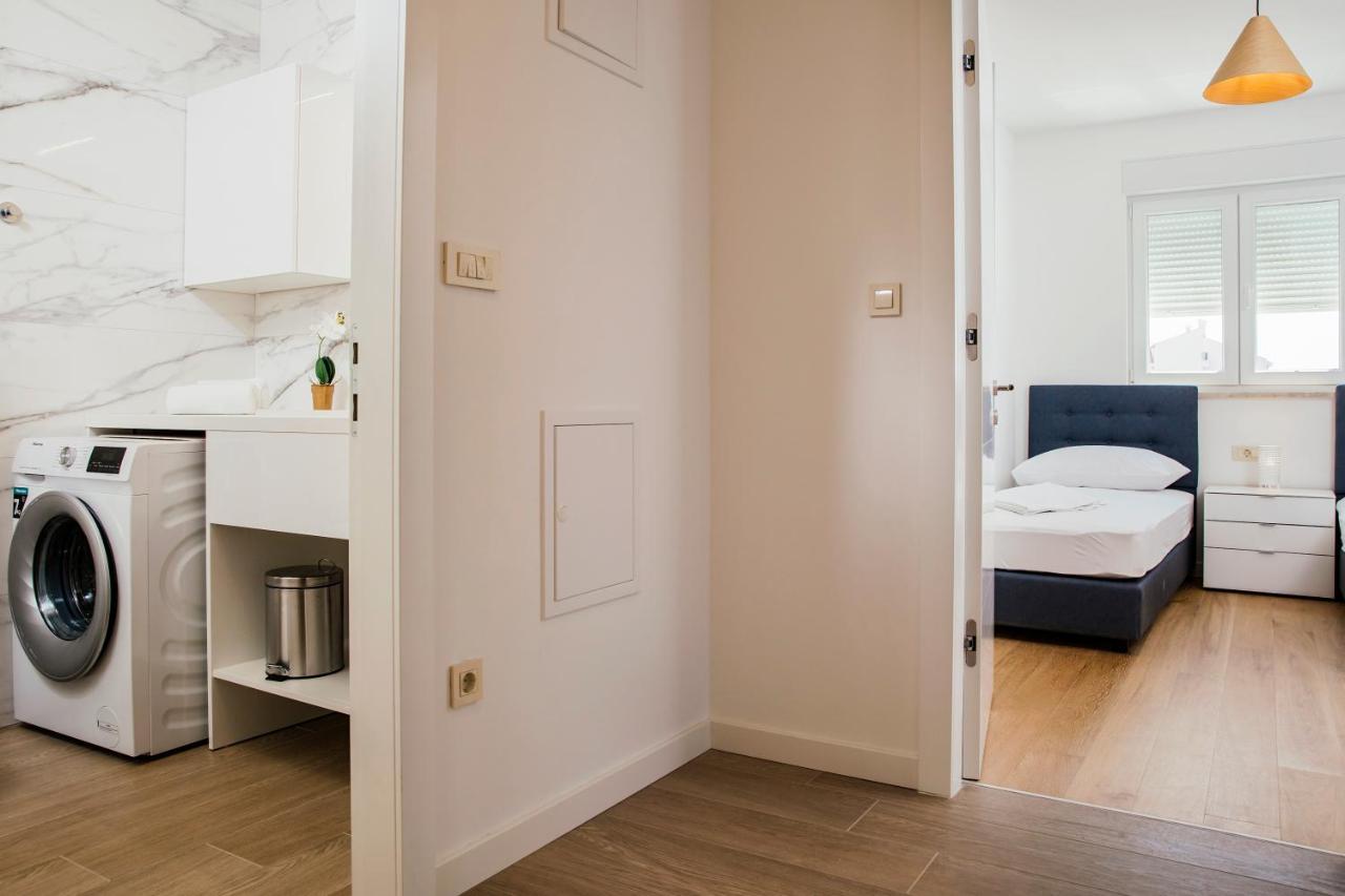 Apartman Magdalena Lägenhet Makarska Exteriör bild