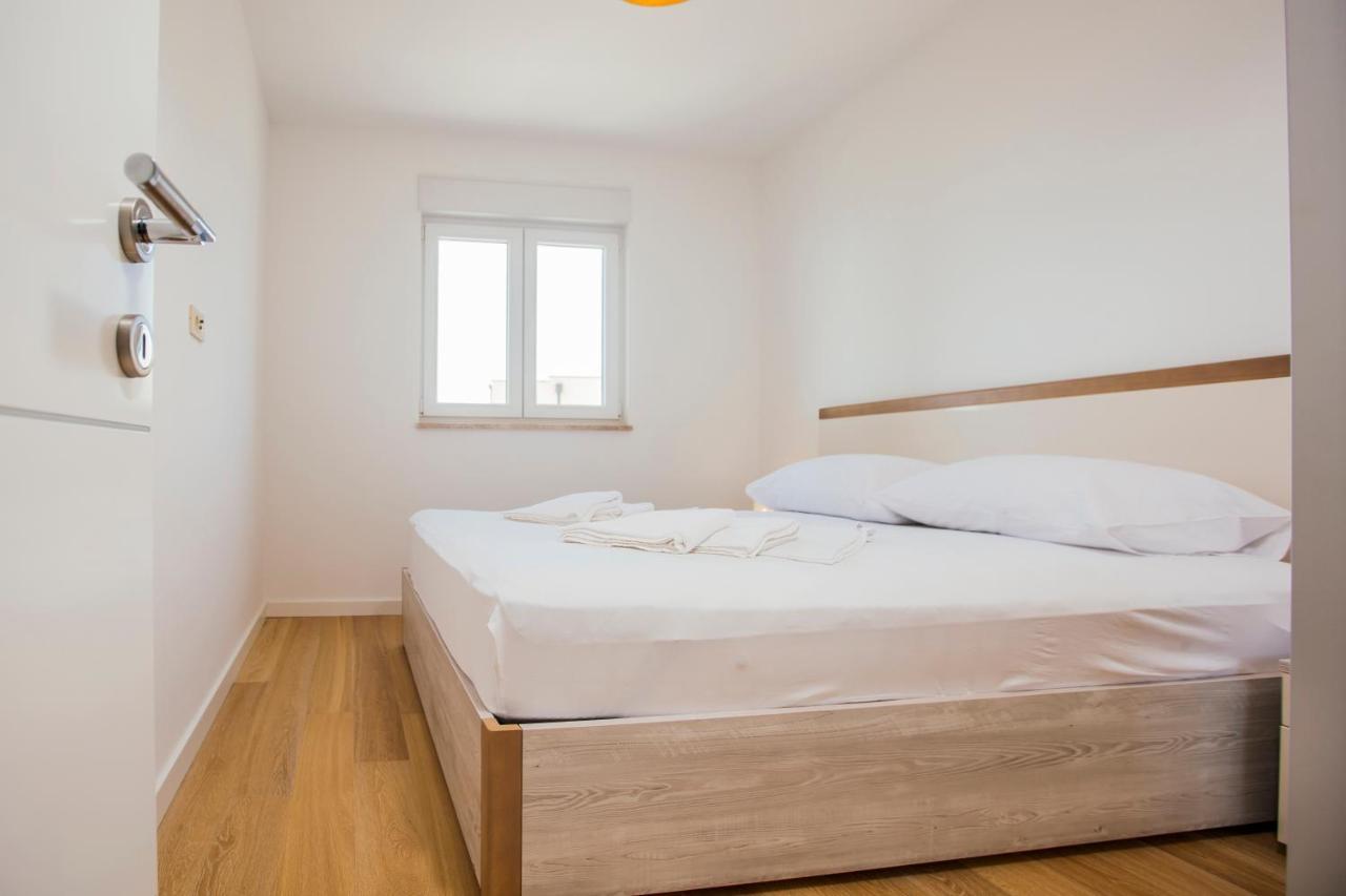 Apartman Magdalena Lägenhet Makarska Exteriör bild