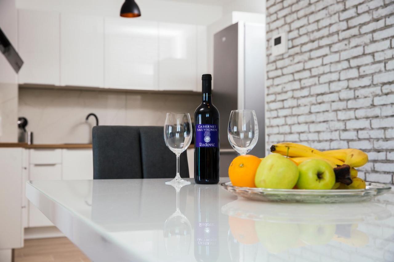 Apartman Magdalena Lägenhet Makarska Exteriör bild
