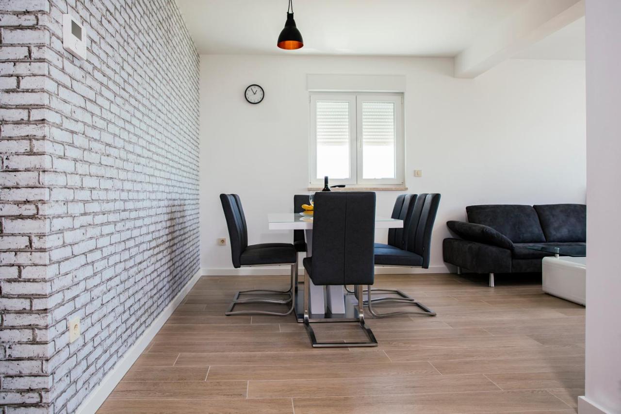 Apartman Magdalena Lägenhet Makarska Exteriör bild