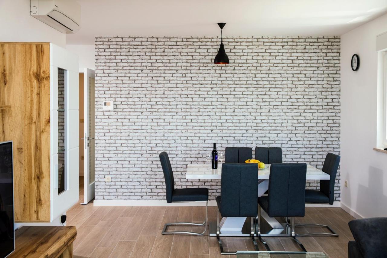 Apartman Magdalena Lägenhet Makarska Exteriör bild