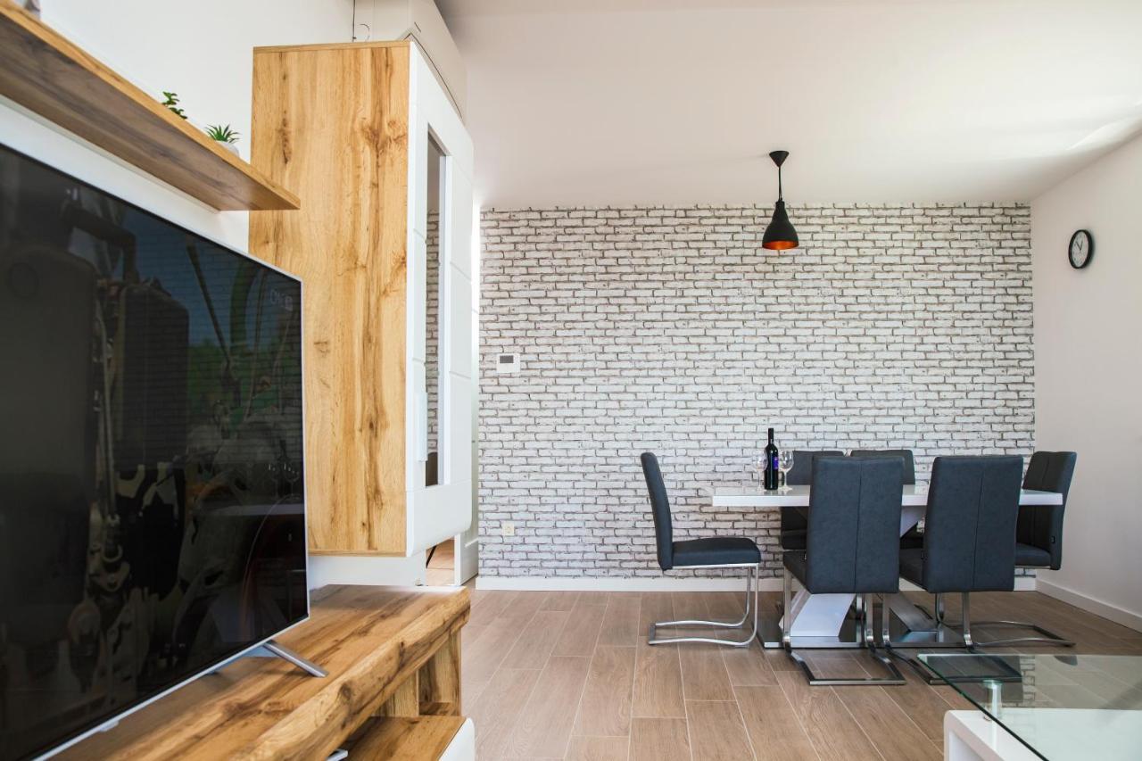 Apartman Magdalena Lägenhet Makarska Exteriör bild