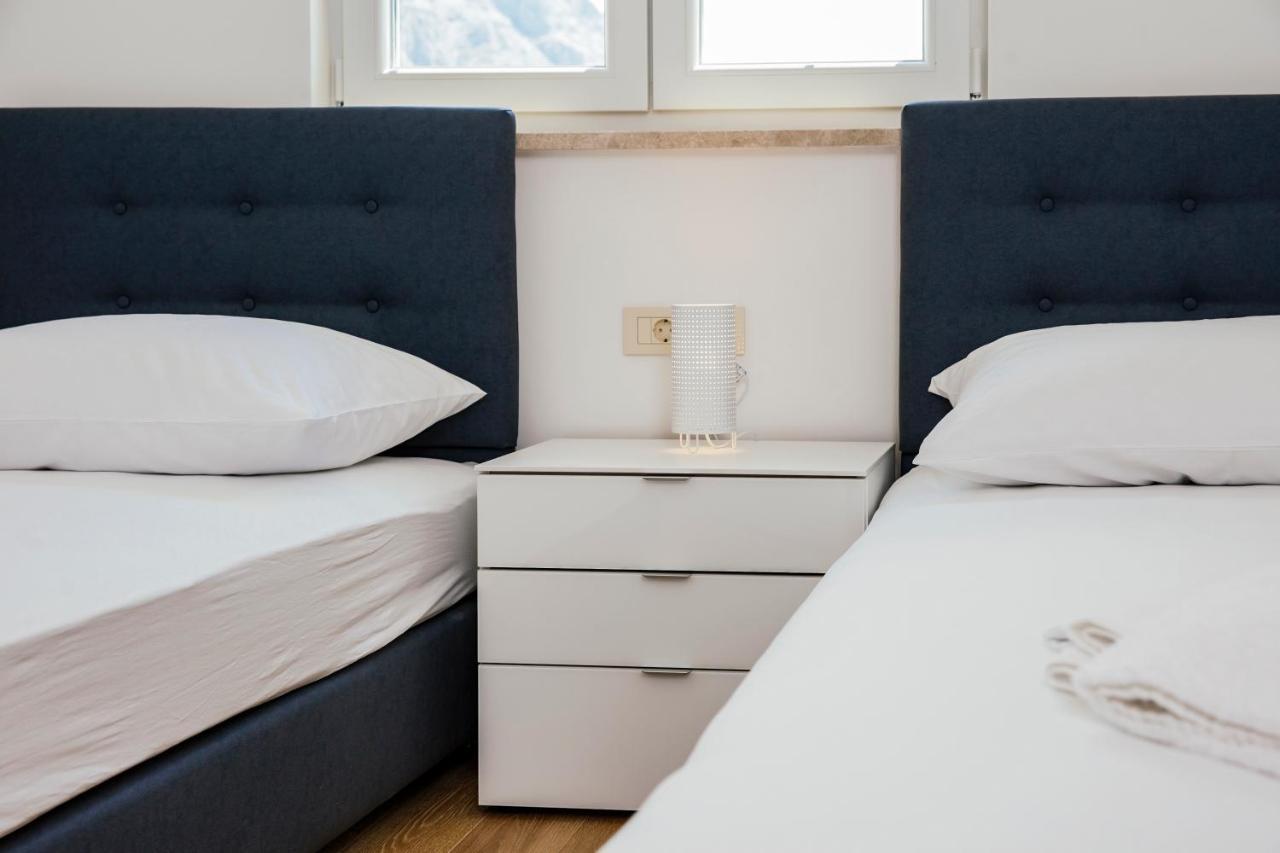 Apartman Magdalena Lägenhet Makarska Exteriör bild