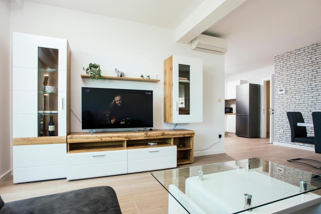 Apartman Magdalena Lägenhet Makarska Exteriör bild