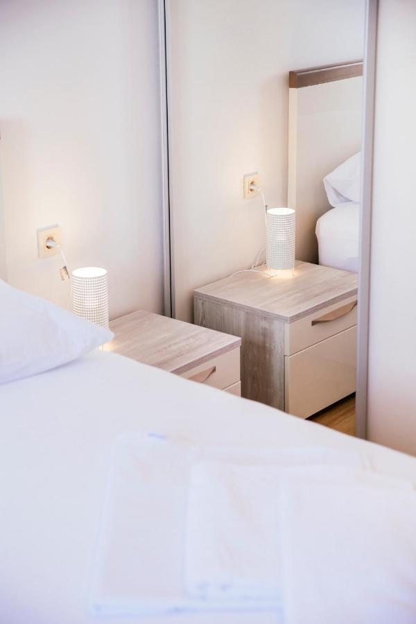 Apartman Magdalena Lägenhet Makarska Exteriör bild