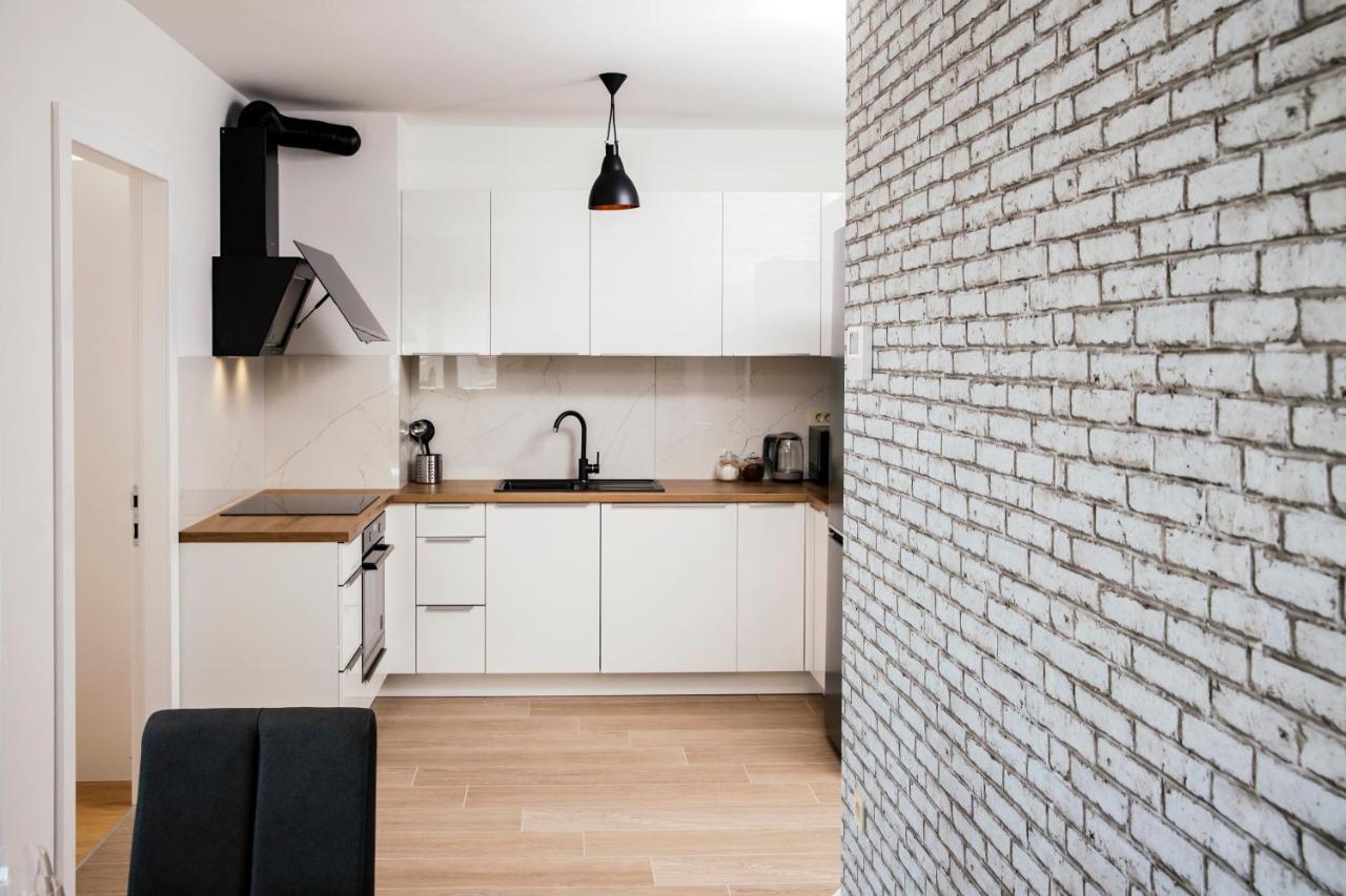 Apartman Magdalena Lägenhet Makarska Exteriör bild